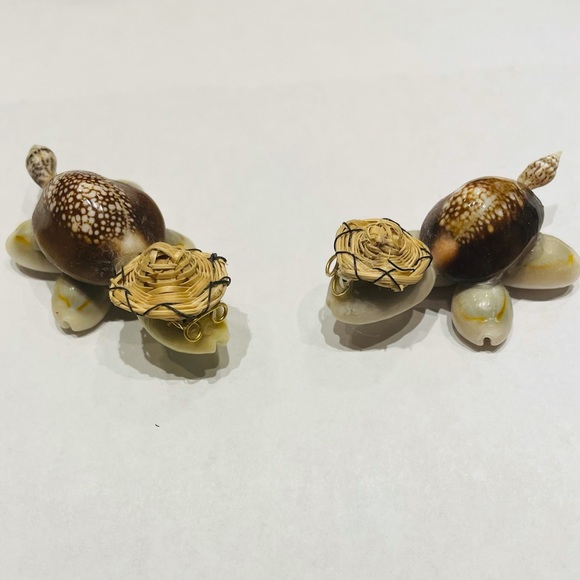 Cowrie Shell Turtles  Set of 2  Handmade - Picture 1 of 9